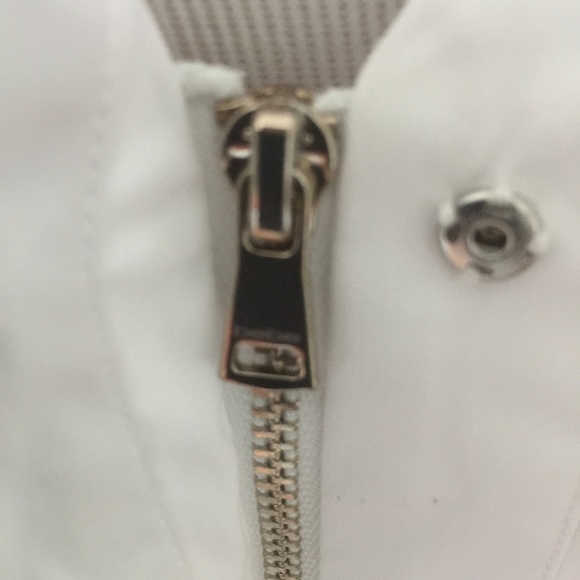 Bebe White Short Sleeve Blouse with Tie-up Detail - Picture 7 of 8